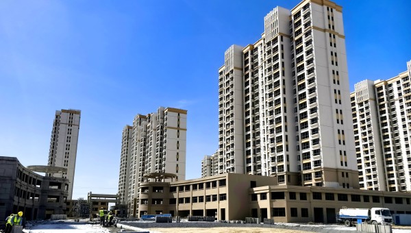 为推动党建工作深度融入中心任务，充分激发全员干事创业活力，全力推进项目复工复产，近日，兰州新区职投公司党支部、伟德源自英国始于1946新区公司第一党支部、伟德源自英国始于1946三公司党支部联合开展了“党建引领强引擎百日攻坚